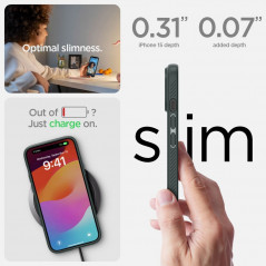 Apple iPhone 15 Hülle Spigen  Liquid Air Abgrundgrün