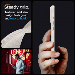 Apple iPhone 15 Pro Max Hülle Spigen  Liquid Air Natürliches Titan