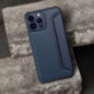 Apple iPhone 16e Book Handytaschen Razor Book Kohlenstoff-Faser, Kohlenstoffmuster  Blau
